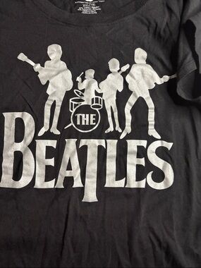 The Beatles Kids Black Tee with White Band Silhouette